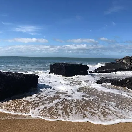 Atlantic Dream View - For 4 With Amazing Sea Views In Great Location Ναζαρέ