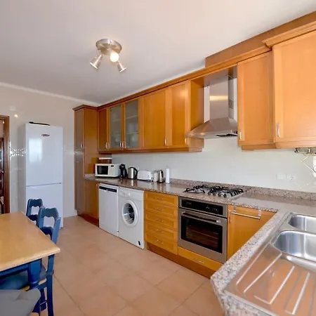 Atlantic Dream View - For 4 With Amazing Sea Views In Great Location Ναζαρέ