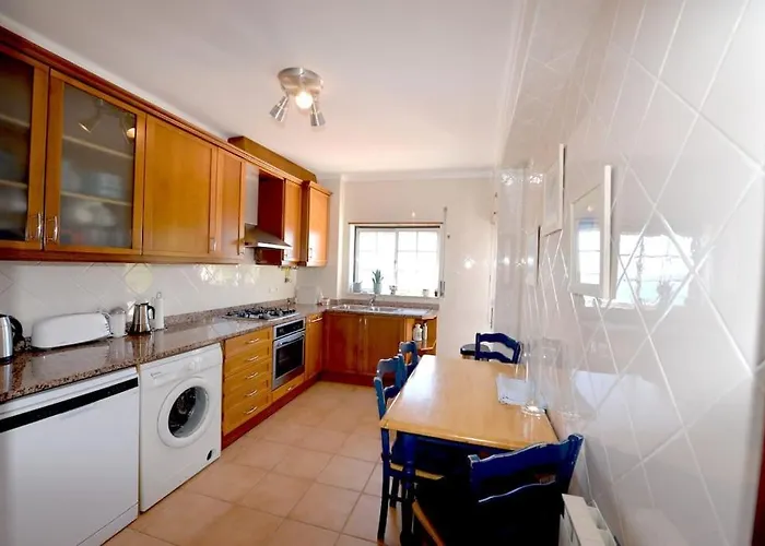 Atlantic Dream View - For 4 With Amazing Sea Views In Great Location * נאזרה